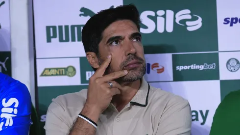 Abel Ferreira técnico do Palmeiras durante partida contra o Corinthians no estádio Arena Allianz Parque pelo campeonato Paulista 2025. Foto: Ettore Chiereguini/AGIF
