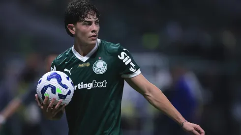 Agustín Giay jogador do Palmeiras durante partida contra o Bahia no estádio Arena Allianz Parque pelo campeonato Brasileiro A 2025. Foto: Ettore Chiereguini/AGIF