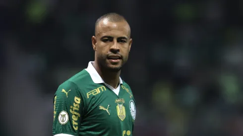 Mayke jogador do Palmeiras durante partida contra o Atlético-GO no estádio Arena Allianz Parque pelo campeonato Brasileiro A 2024. Foto: Marcello Zambrana/AGIF