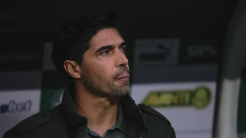 Abel Ferreira técnico do Palmeiras durante partida contra o Atlético-MG no estádio Arena Allianz Parque pelo campeonato Brasileiro A 2025. Foto: Ettore Chiereguini/AGIF