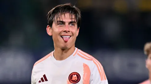 Paulo Dybala da AS Roma durante a partida da Série A entre Verona e AS Roma no Stadio Marcantonio Bentegodi em 03 de novembro de 2024 em Verona, Itália. (Foto de Alessandro Sabattini/Getty Images)