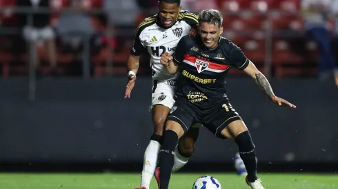 SP – SAO PAULO – 24/08/2025 – BRASILEIRO A 2025, SAO PAULO X ATLETICO-MG – Junior Santos jogador do Atletico durante a partida contra o Sao Paulo no estadio Morumbis em Sao Paulo (SP), pelo campeonato Brasileiro A 2025. Foto: Marlon Costa/AGIF