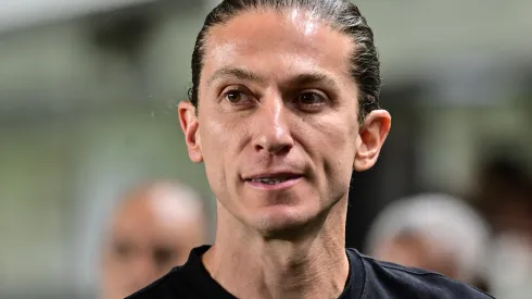 Filipe Luis tecnico do Flamengo durante partida contra o Sao Paulo no estadio Vila Belmiro pelo campeonato Brasileiro A 2025. Foto: Jota Erre/AGIF