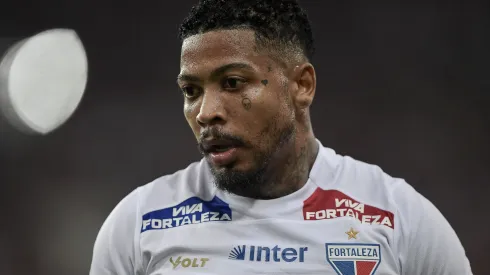 Marinho durante confronto entre Flamengo x Fortaleza no Brasileirão 2025.
