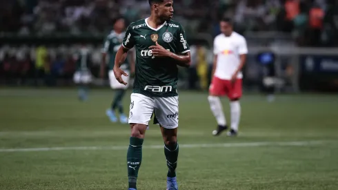 Ettore Chiereguini/AGIF – Murilo, zagueiro do Palmeiras
