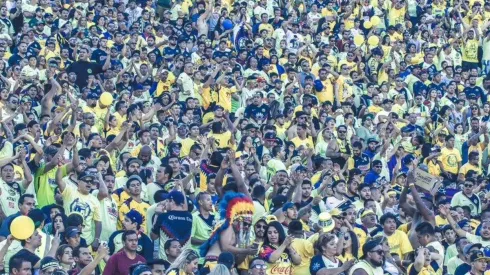 La afición azulcrema llenó el Memorial Coliseum de Los Ángeles.
