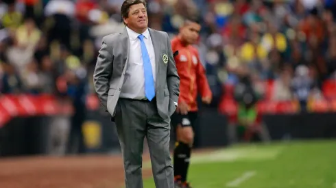 El Piojo Herrera tuvo tiempo para explicar el cambio
