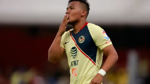 Roger Martínez no saldría del América en el verano