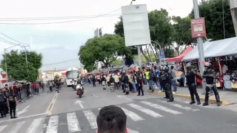 Llegada del América al Jalisco.
