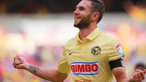 El día que Layún jugó con la mandíbula fracturada en América