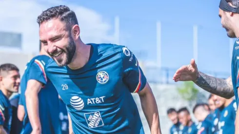 Miguel Layún recibió su cumpleaños con buen ambiente en la pretemporada.
