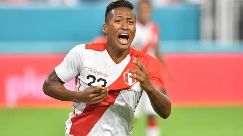 Pedro Aquino volvió a las convocatorias con Perú y será titular ante Chile.
