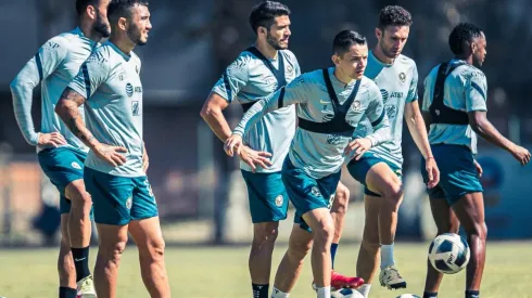 América se entrena. Mientras, la directiva sigue negociando.
