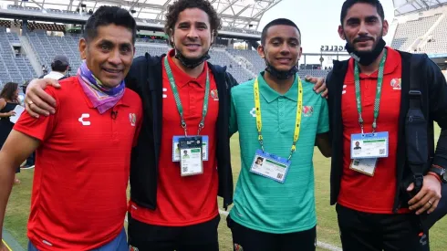 Guillermo Ochoa se ha consolidado como un arquero histórico.
