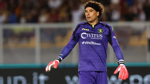 Guillermo Ochoa perdió el invicto en la Serie A.
