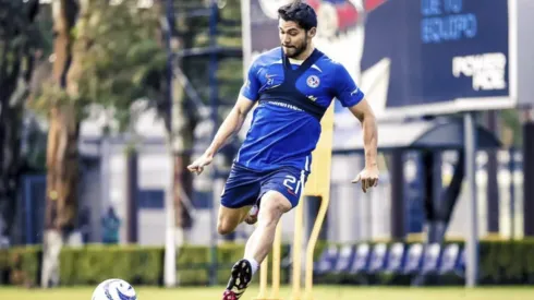 Henry ya entrena con balón.
