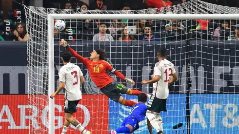 Guillermo Ochoa fue titular en el empate ante Uzbekistán
