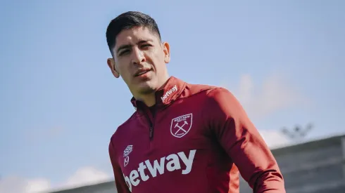 Edson Álvarez debutará en Europa League. 
