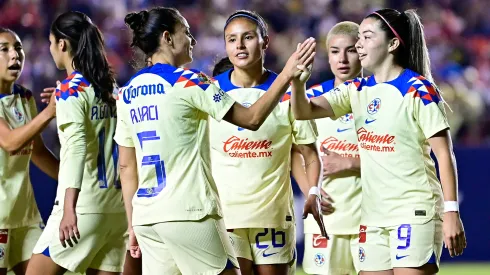 América Femenil golea a Pachuca en los cuartos de final y tiene pie y media en las semifinales 
