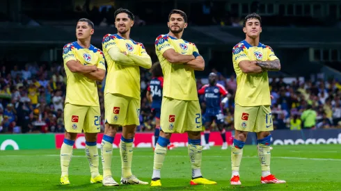 Los jugadores de América hicieron la celebración de Malagón en el gol de Diego Valdés.
