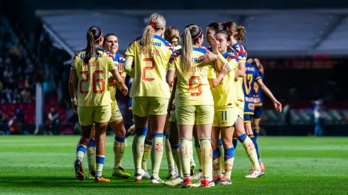 América Femenil jugará la Final del Clausura 2024Jugadoras del América femenil en festejo de gol, durante el partido de ida de las semifinales del torneo Clausura 2024 de la Liga BBVA MX Femenil, entre las Águilas del América y las Tigres de la U.A.N.L., celebrado en el Estadio Azteca. Foto: Imago7 / Diego Padilla
