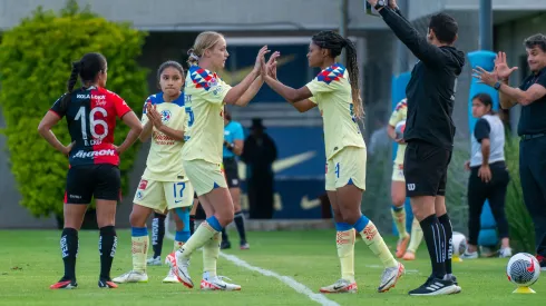 América Femenil oficializa la baja de una de sus futbolistas extranjeras 
