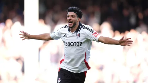 Raúl Jiménez convirtió otro gol con el Fulham
