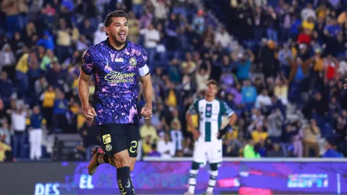 Henry Martín convirtió el primer gol del América ante Santos
