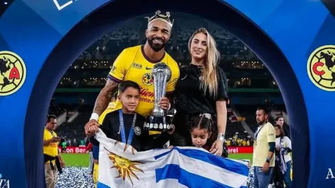Rodrigo Aguirre fue hospitalizado en Uruguay
