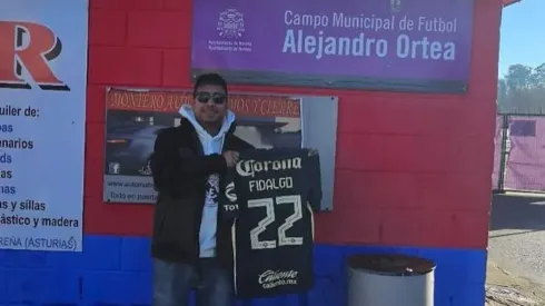 Un aficionado del América viajó a conocer el club donde comenzó Fidalgo
