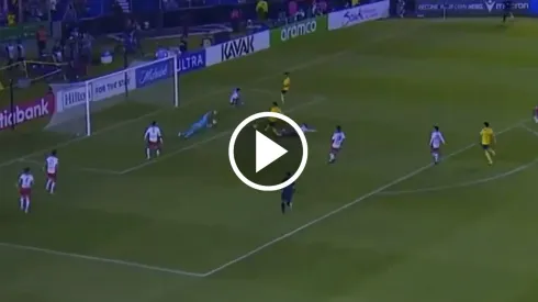 Diego Valdés dio la ventaja ante Chivas tras jugada de fantasía del Rayito
