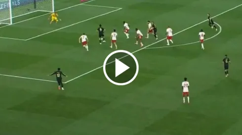 Raúl Jiménez marcó un gol ante Canadá 
