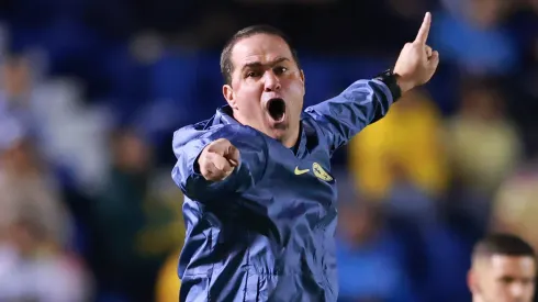 Jardine salió enojado por el accionar de su plantel.
