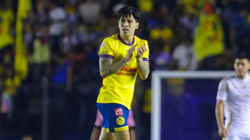 Víctor Dávila marcó un gol en la goleada 3-0 sobre Tigres UANL.
