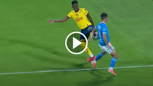 Se pidió penal para el América.
