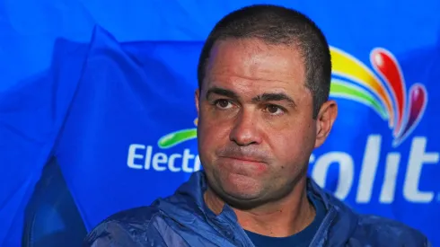 André Jardine fue expulsado ante Cruz Azul
