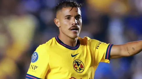Jonathan dos Santos no se retira por Jardine.
