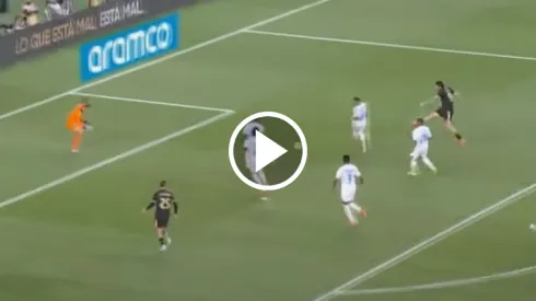 Jiménez anotó un golazo a pase de Mora.
