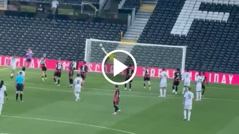 El ex-delantero de América la rompió con su golazo.
