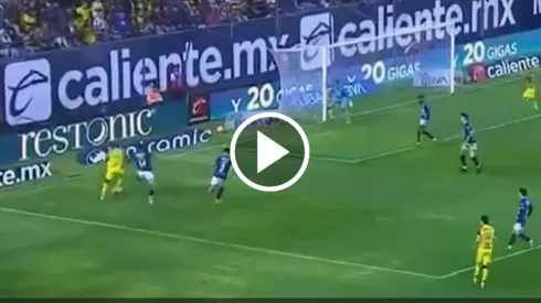 Maxi volvió a dejar mal parados a los defensores rivales.
