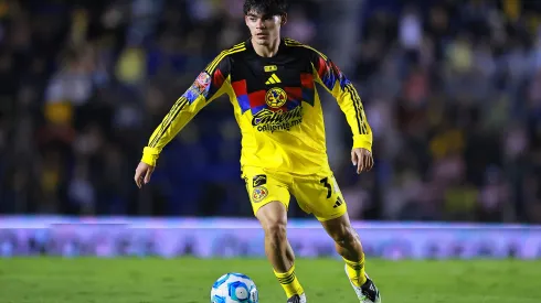Dagoberto Espinoza en un partido de Liga MX con el Club América.
