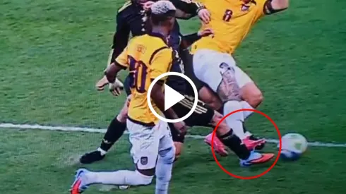 Erick Sánchez sufrió un duro golpe en el amistoso ante Ecuador.
