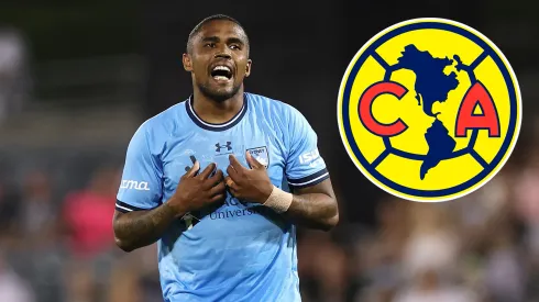 Un extranjero saldría por Douglas Costa.
