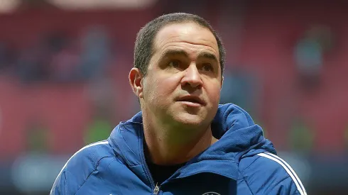 André Jardine recibe inesperada petición de los fans.
