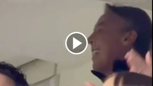 El festejo de Azcárraga fue ahogado.
