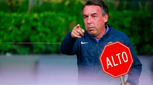 Azcárraga ordenó que no se vaya.
