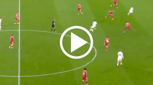 Raúl Jiménez sigue luciéndose en la mejor liga del planeta.
