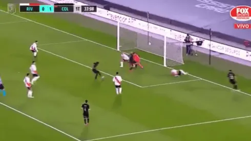 Video: con uno menos, Colón se puso 2 a 0 gracias a un gol de Góez