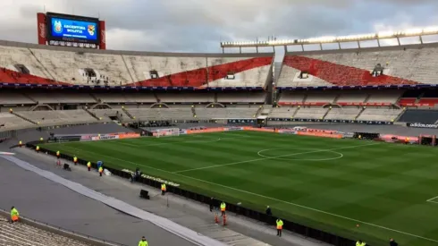 El Monumental empieza a recibir a los hinchas de la Selección (Foto: @Team_10_Messi vía Twitter)
