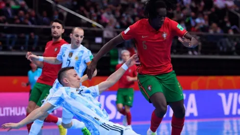 La Selección Argentina cayó 2-1 frente a Portugal en la final del Mundial de Futsal (Foto: @Argentina vía Twitter)
